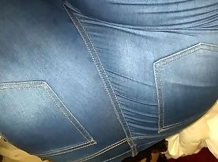 Ebony Wet Watery Farts In Jeans