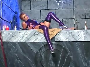 Redhead whore in violet latex analed hard after hot oral caresses.