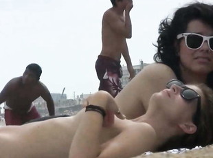 lesbiana, adolescente, masaje, cámara, playa, voyeur, besando, bikini