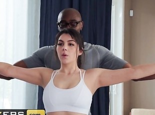 Brazzers - Thicc white yoga babe Valentina Nappi loves interracial anal