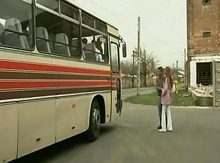 в-автобусе