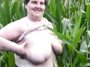 Gilf Fat in the woods HD