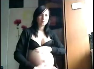 Heidi LIVE on 720cams.com - Preggo chole is ready give birth f
